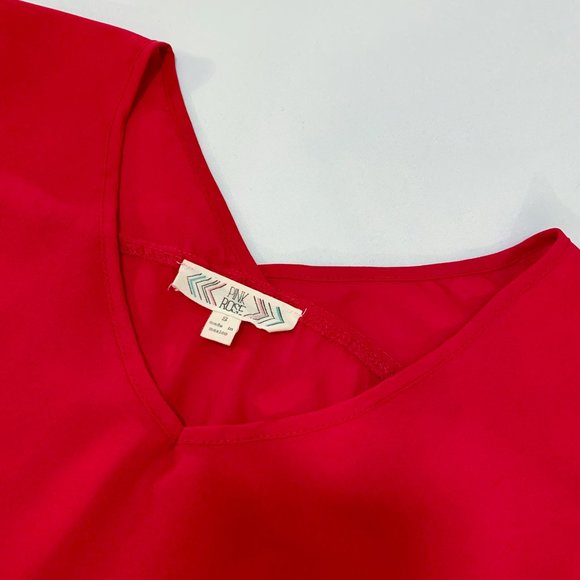 Pink Rose | Lightweight Short Sleeve Top | Red | Small - Picture 3 of 6